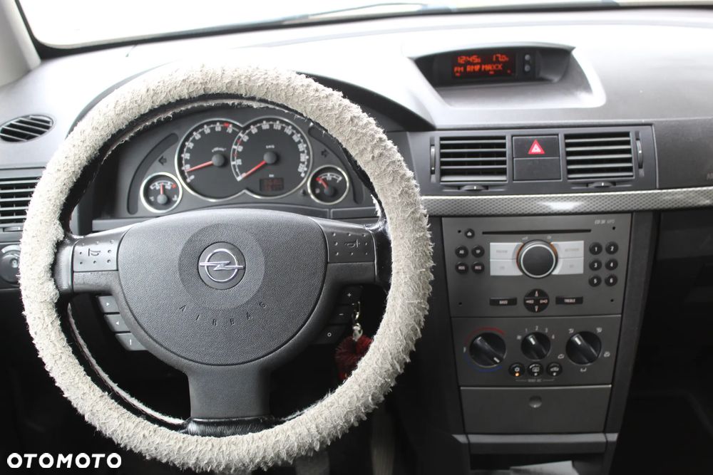Opel Meriva 1.6 16V Edition - 11