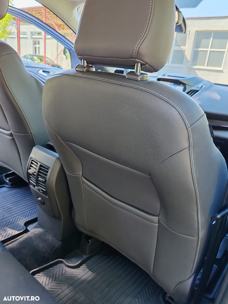 Ford Kuga 1.5 EcoBoost 2WD Titanium - 17