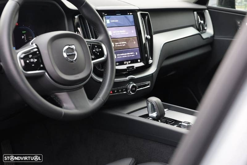 Volvo XC 60 2.0 T6 PHEV Plus Dark AWD - 10