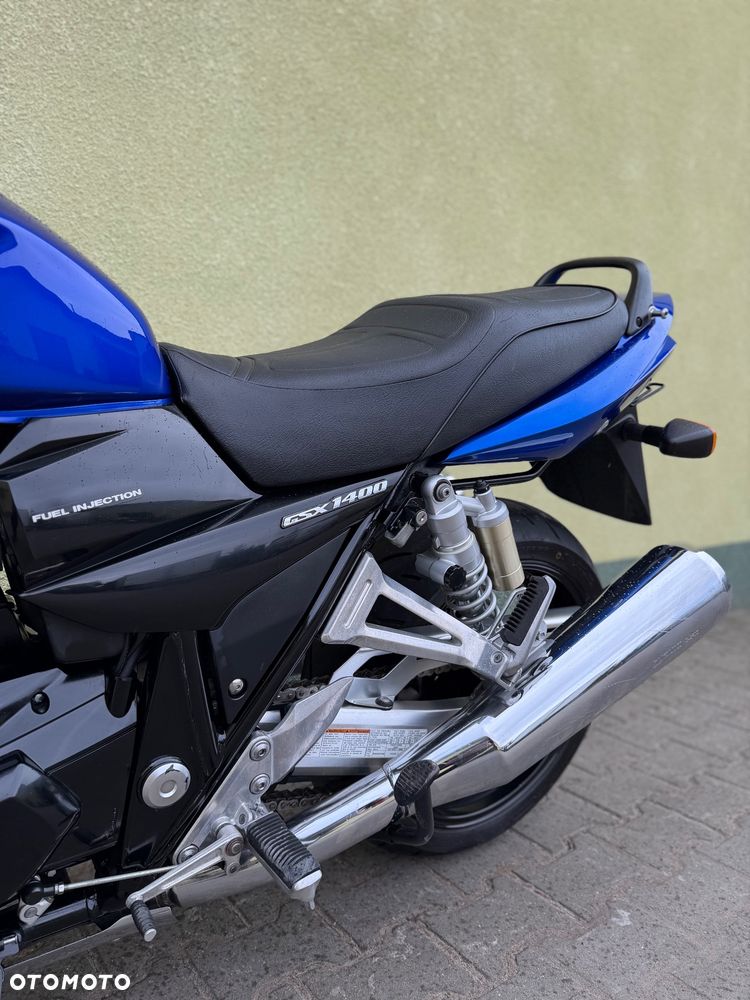 Suzuki GSX - 34
