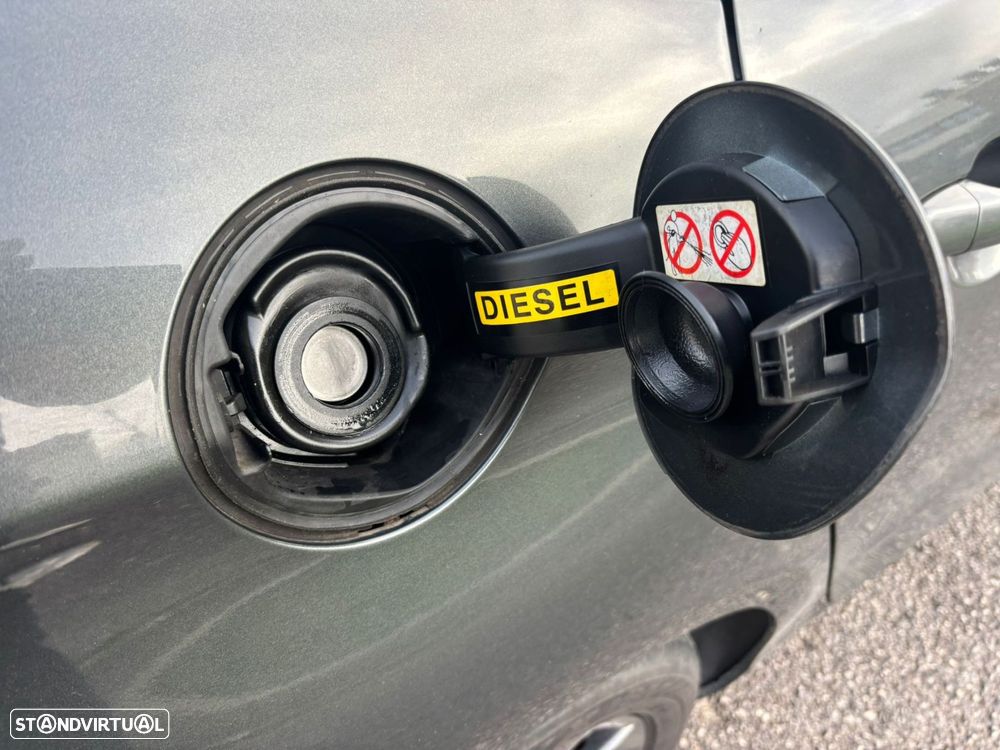 Citroën C4 1.6 e-HDi Exclusive - 7