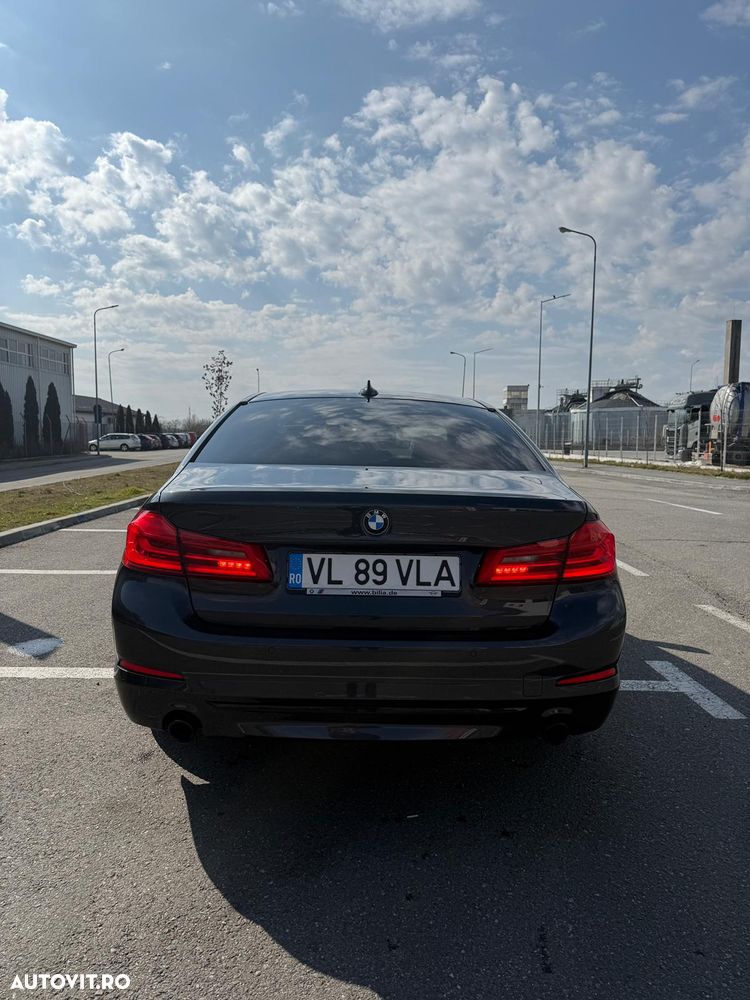 BMW Seria 5 520d AT - 4