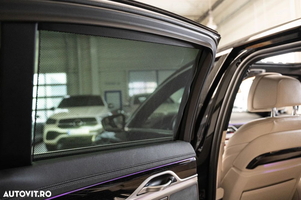 BMW Seria 7 730d xDrive - 34