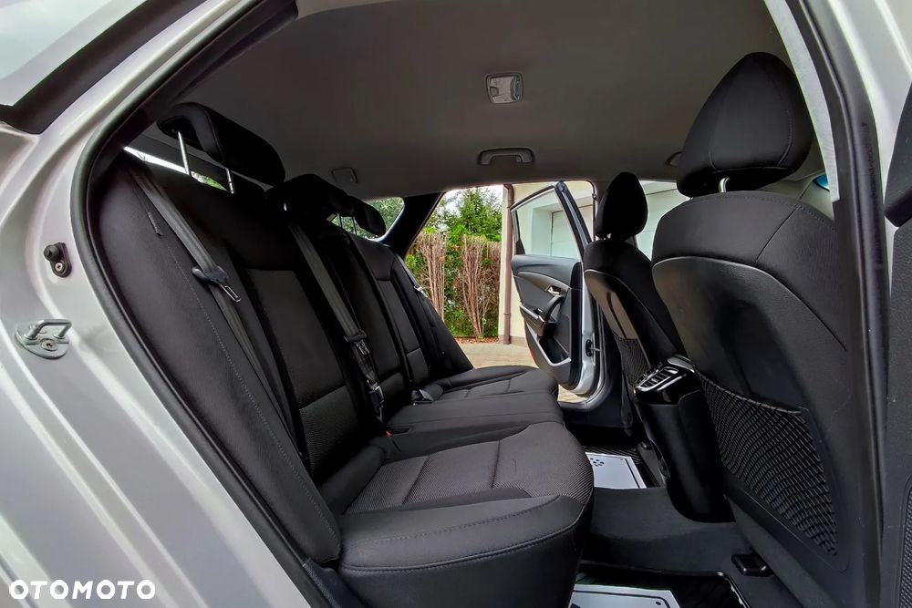 Hyundai i40 Kombi 1.6 Trend - 19