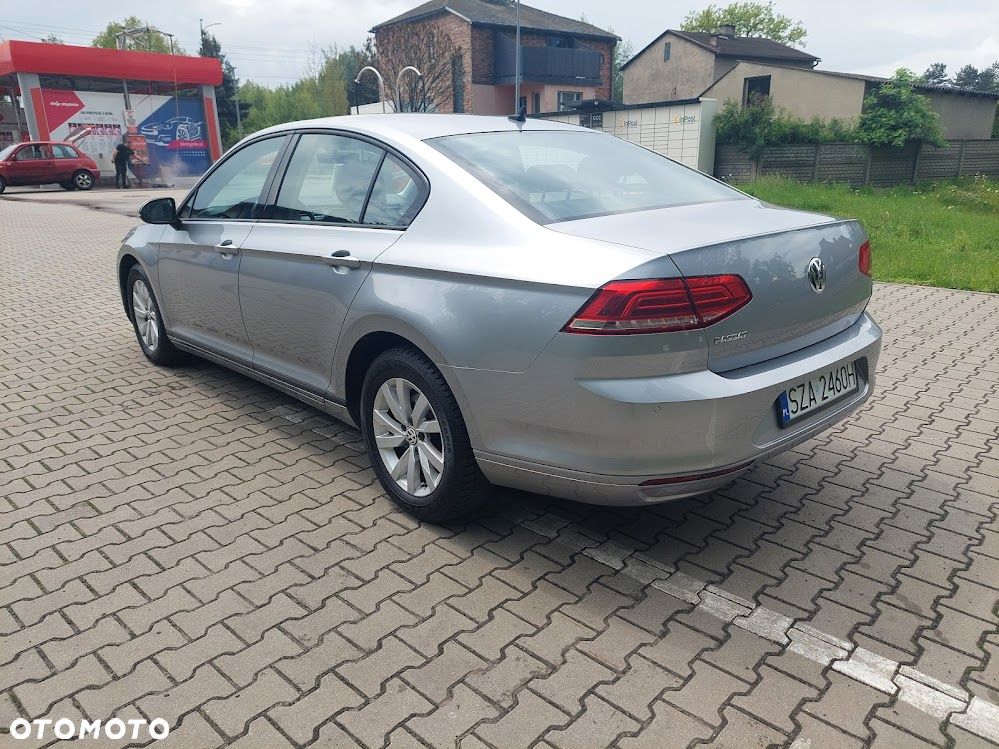 Volkswagen Passat 2.0 TDI BMT Comfortline - 11