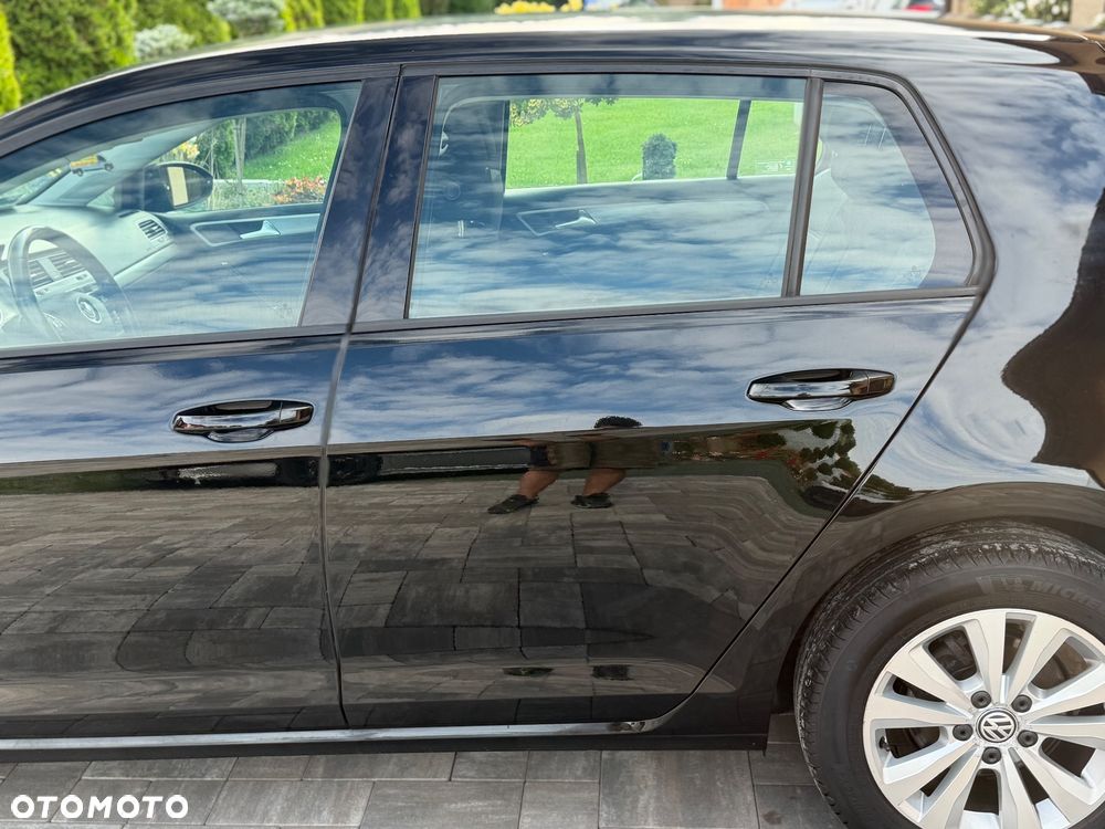 Volkswagen Golf 1.6 TDI BMT Comfortline - 26