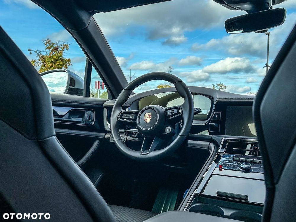 Porsche Panamera 4 E-Hybrid PHEV - 15