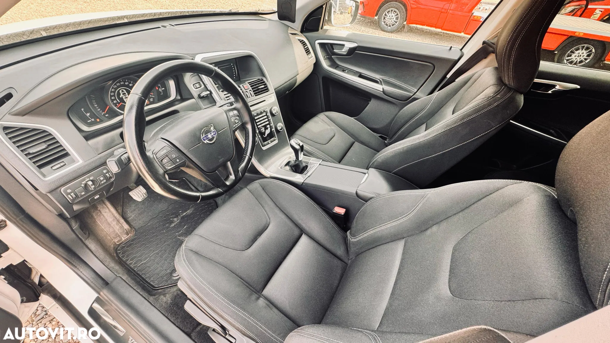 Volvo XC 60 D3 Start-Stop Summum - 8