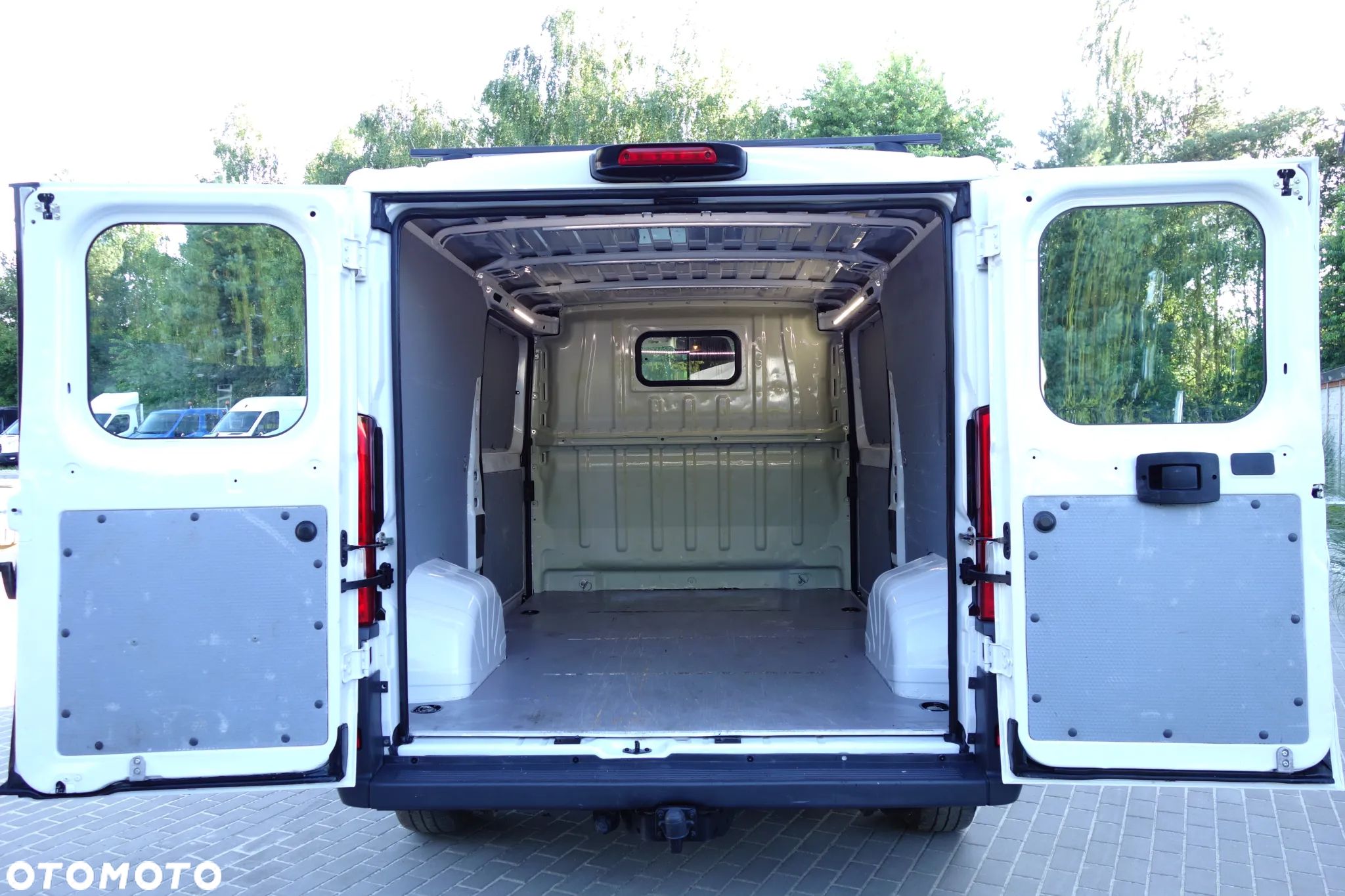 Fiat Ducato 2.3 Multi-Jet 130 KM Klima Webasto Kamera 2 x Drzwi Boczne - 8