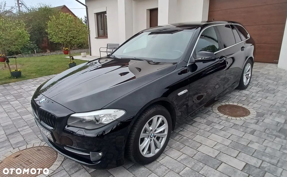 BMW Seria 5 520d - 5