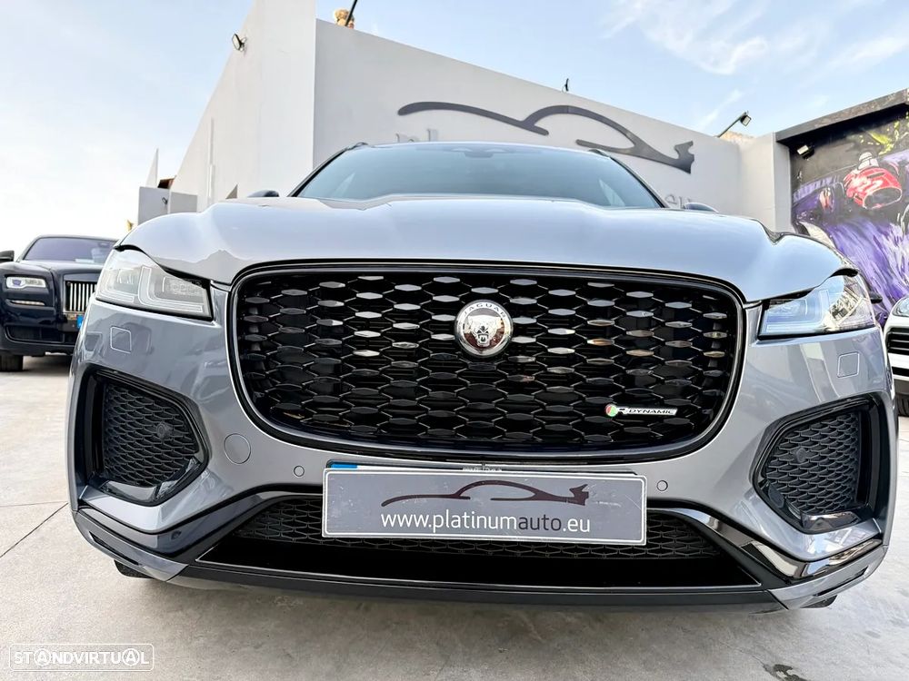 Jaguar F-Pace P250 AWD R-Dynamic S - 56
