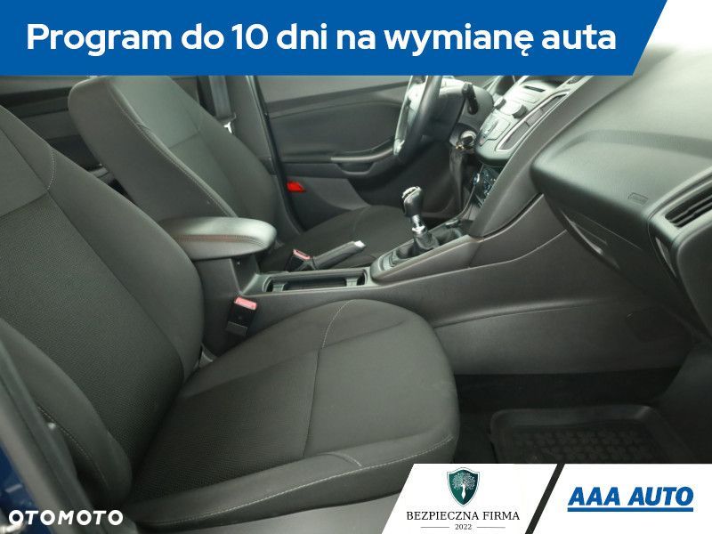 Ford Focus SW - 9