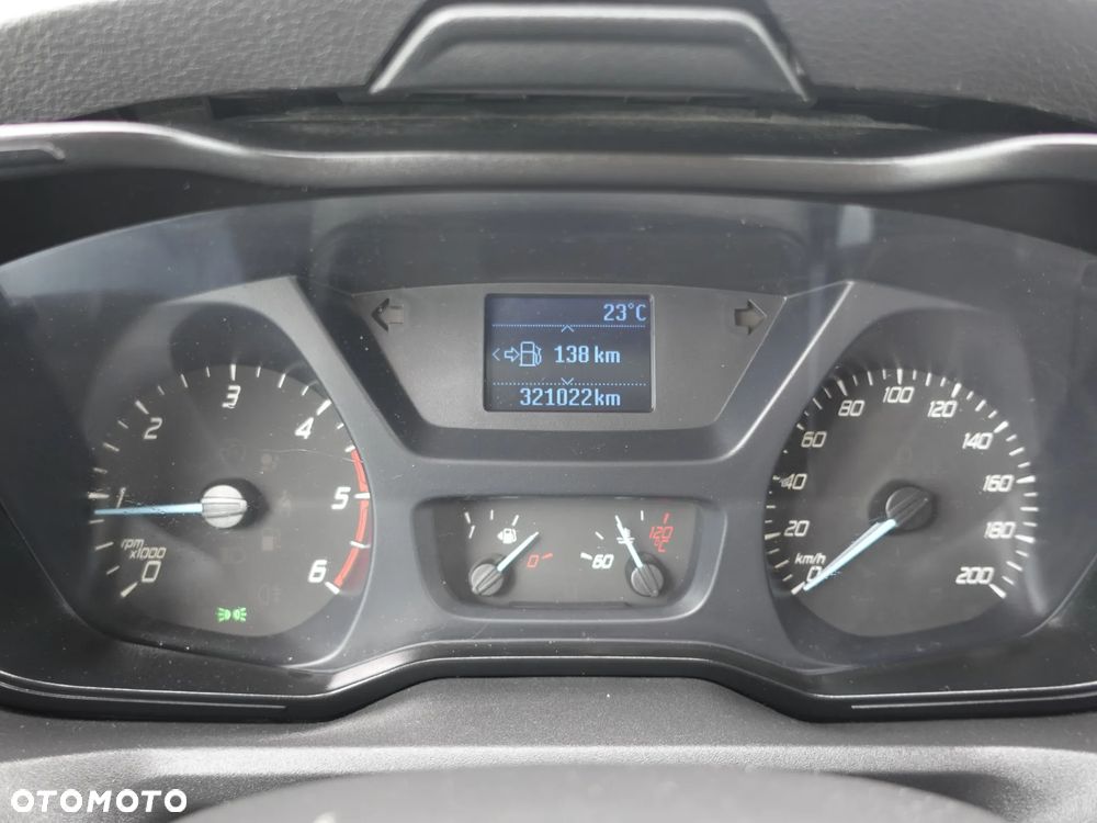 Ford Transit - 27