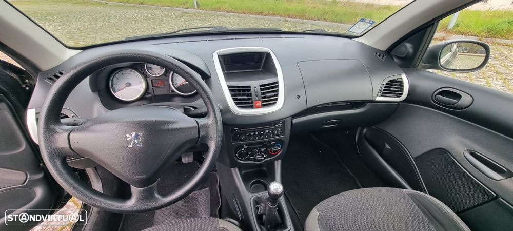 Peugeot 206+ 1.1 Urban - 14