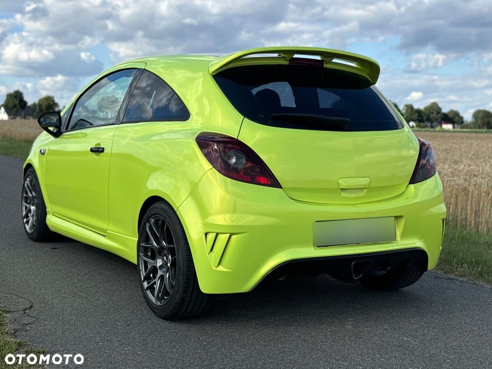 Opel Corsa 1.6T OPC - 3