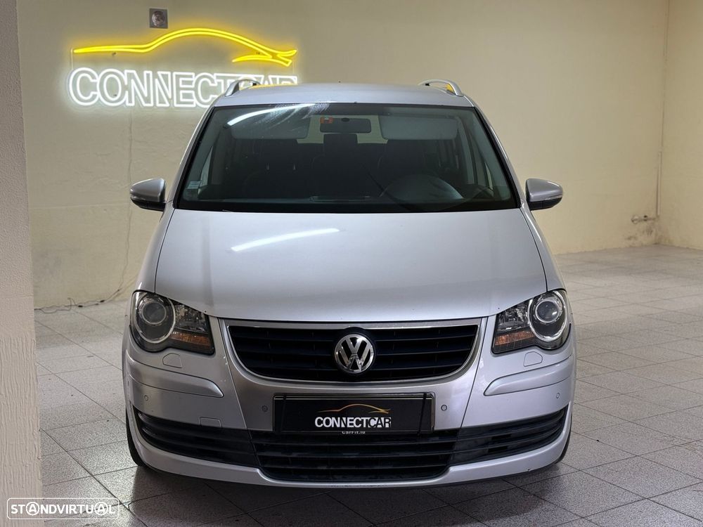 VW Touran 2.0 TDI Highline 7L - 2