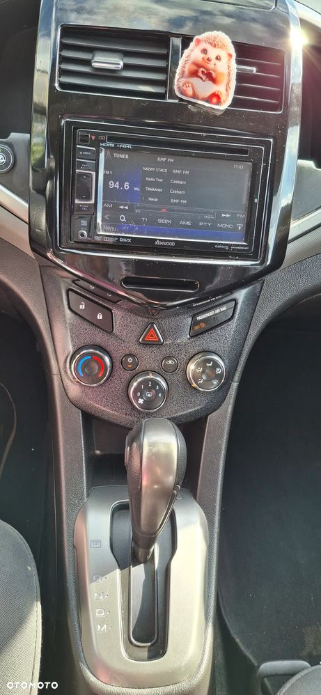 Chevrolet Aveo - 4