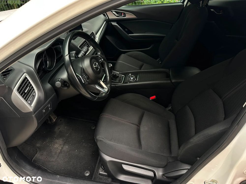 Mazda 3 SKYACTIV-G 120 Signature+ - 6