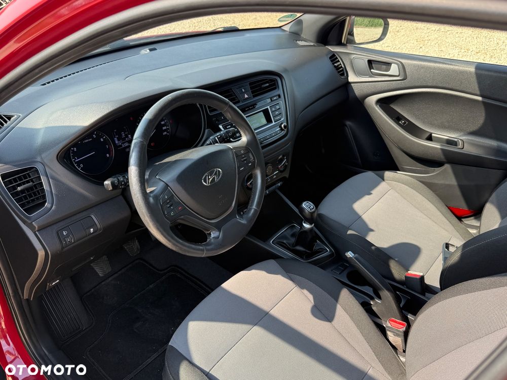 Hyundai i20 1.2 Comfort - 11