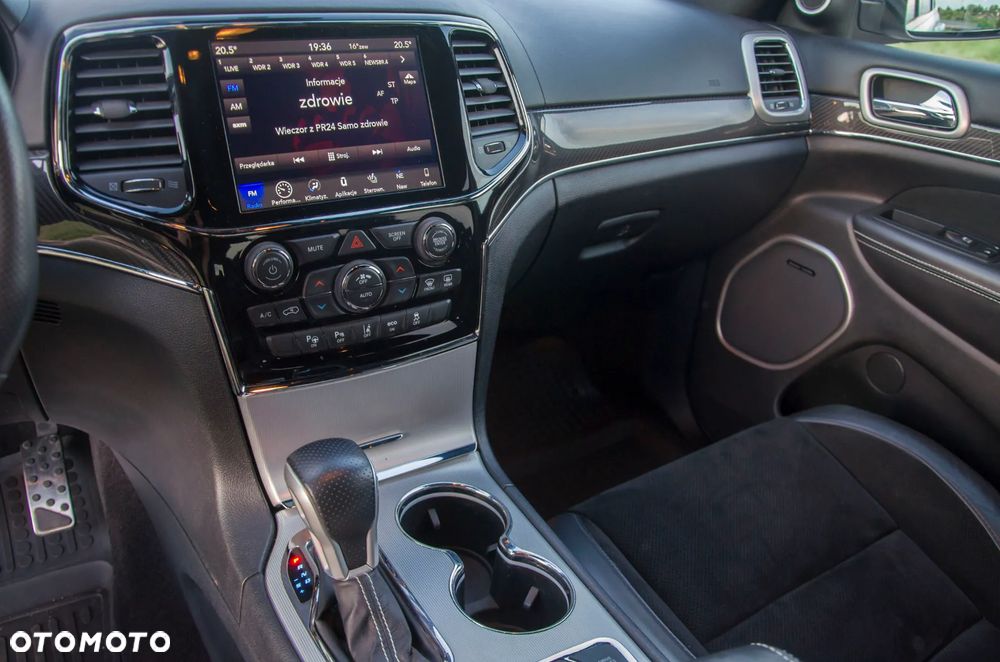 Jeep Grand Cherokee 6.4 V8 SRT8 - 6