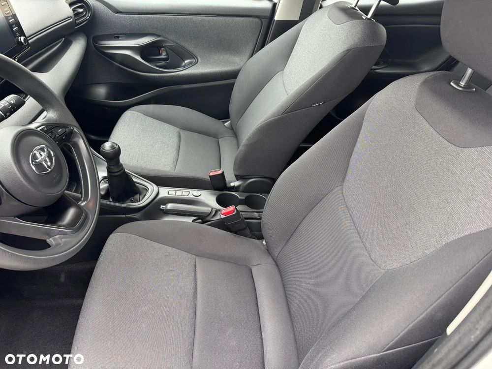 Toyota Yaris 1.0 Active - 11