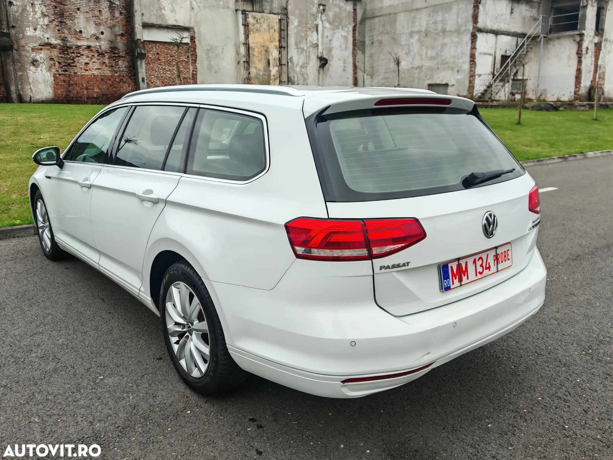 Volkswagen Passat Variant 2.0 TDI 4Motion Comfortline - 3