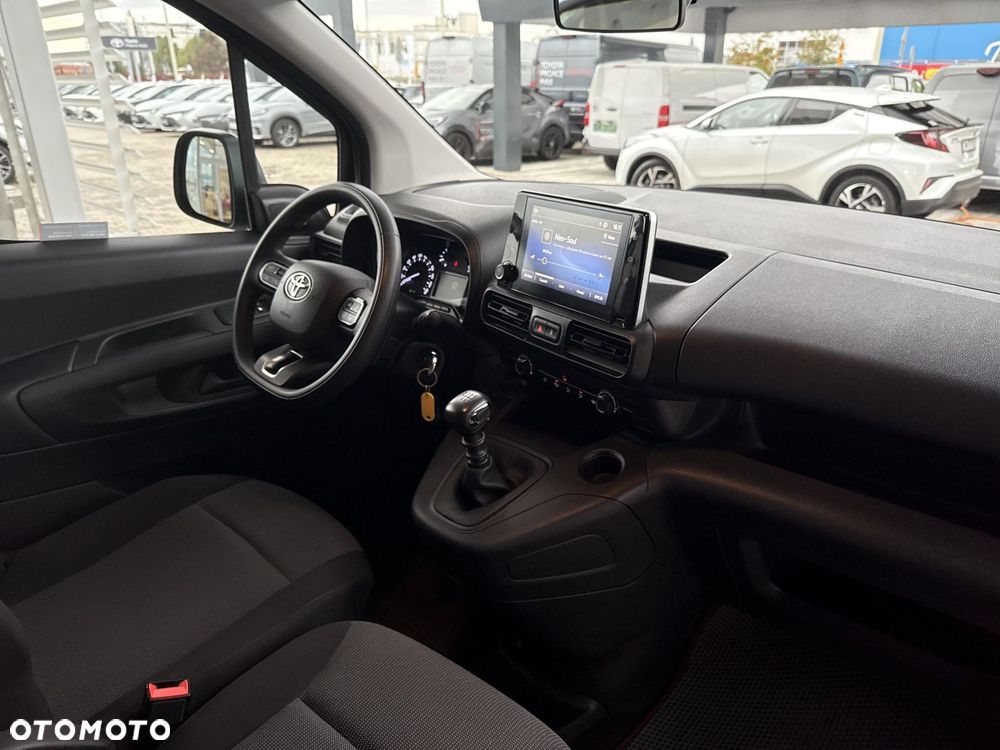 Toyota Proace City - 11