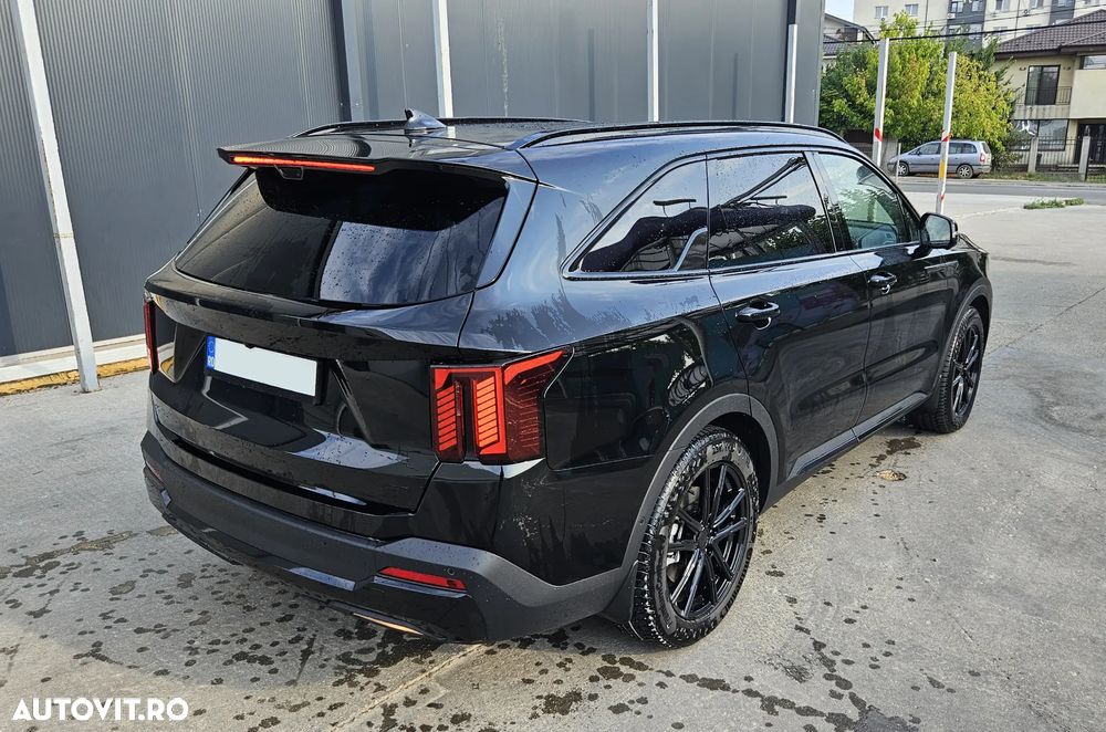 Kia Sorento 1.6 T-GDI HEV 6AT 4x4 7P Premium+ - 4