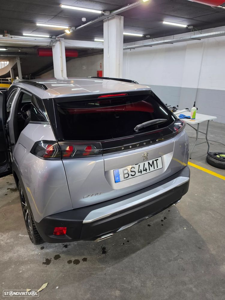 Peugeot 2008 PureTech 130 EAT8 Allure - 9