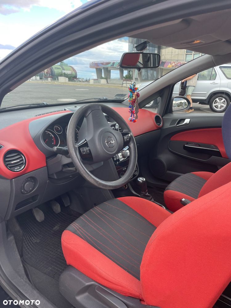 Opel Corsa 1.2 16V Enjoy - 6