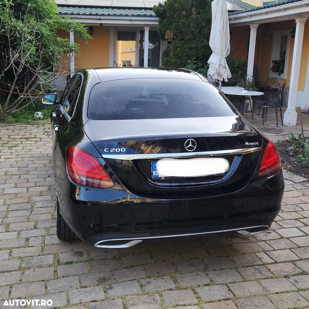 Mercedes-Benz C 200 4MATIC 9G-TRONIC AMG Line - 10