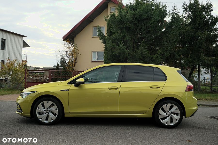 Volkswagen Golf - 11