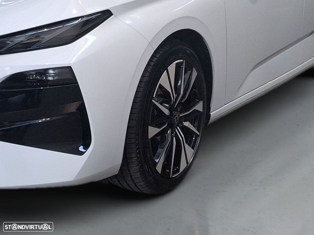 Peugeot 308 SW 1.2 Hybrid Allure e-DCS6 — photo 4