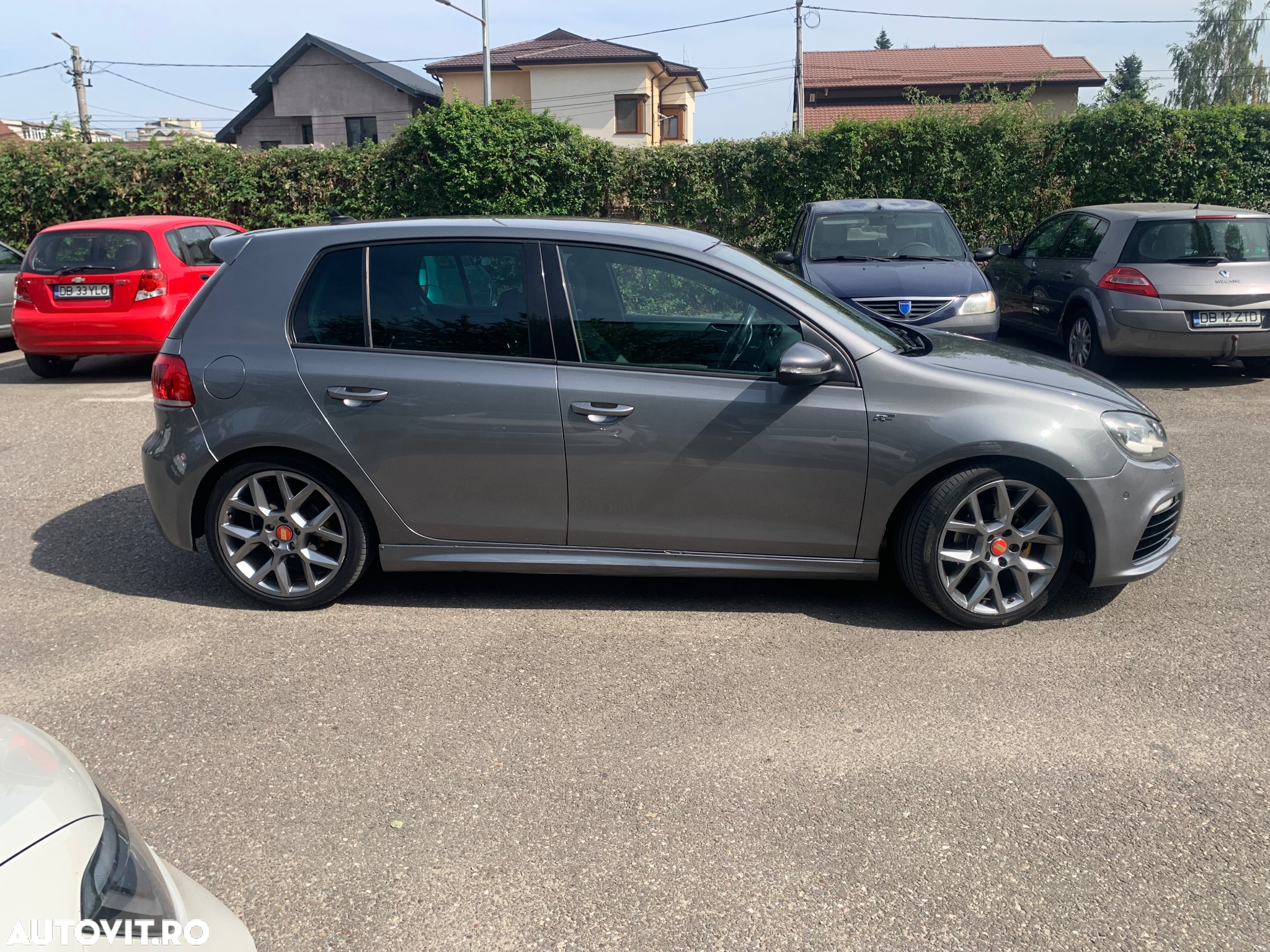 Volkswagen Golf - 8