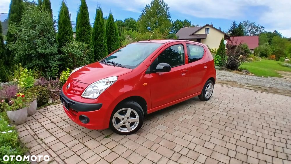 Nissan Pixo - 1