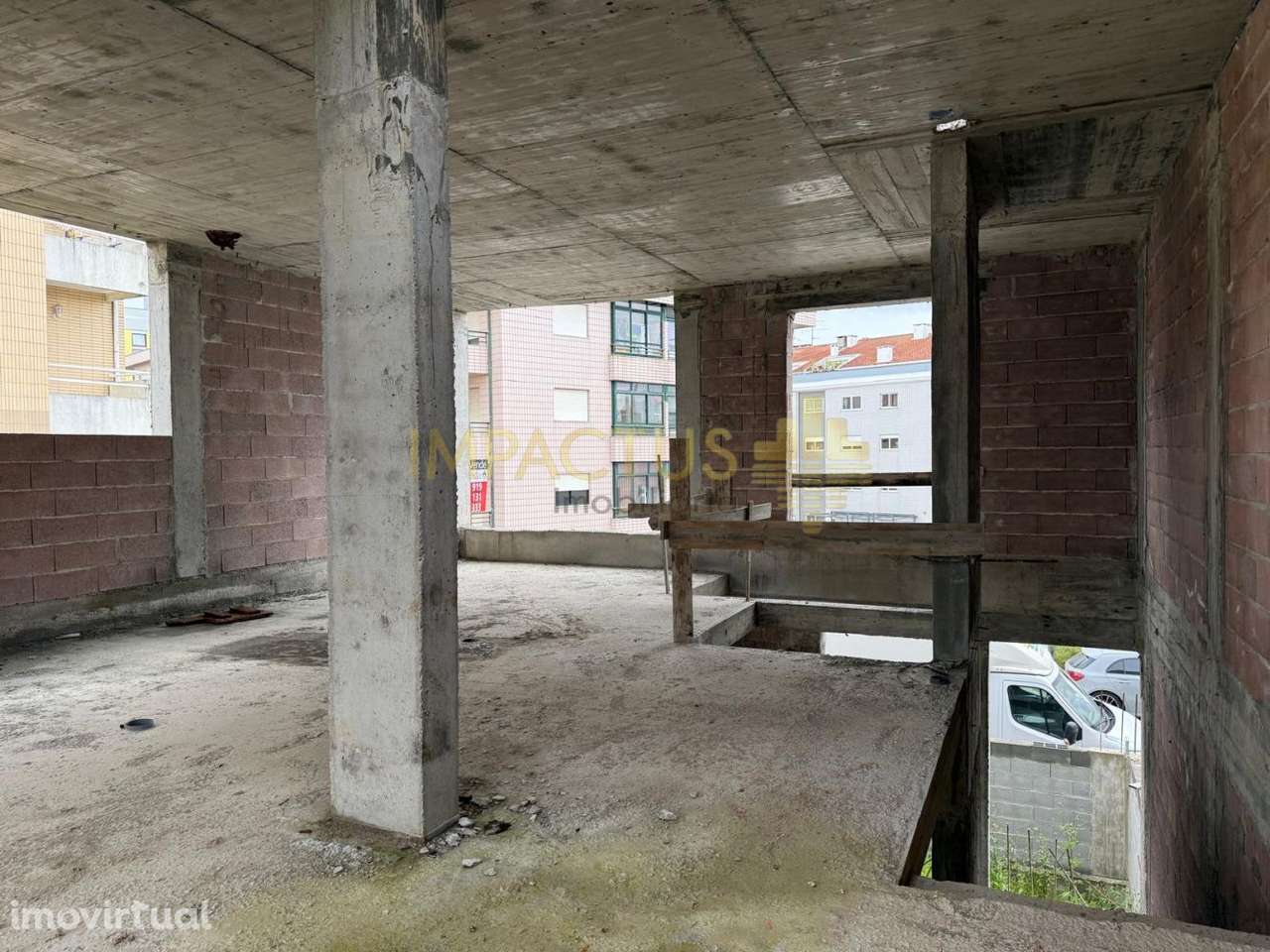 Moradia V3 nos Maninhos - Grande imagem: 2/8