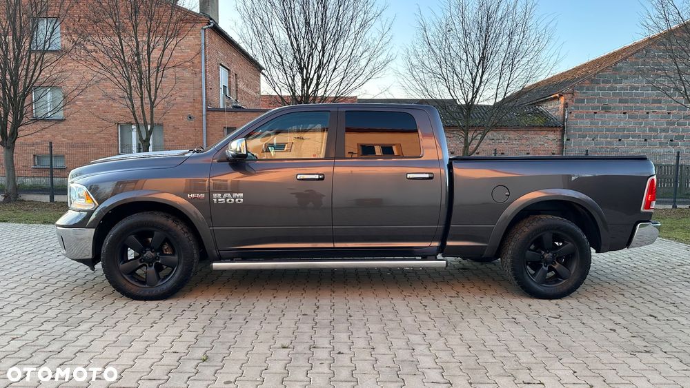 RAM 1500 5.7 Crew Cab Longbed Laramie Chrome - 2