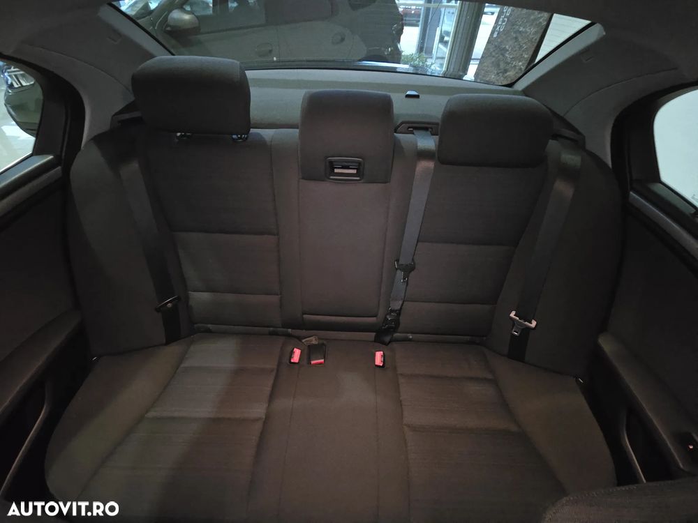 BMW Seria 5 520d - 11