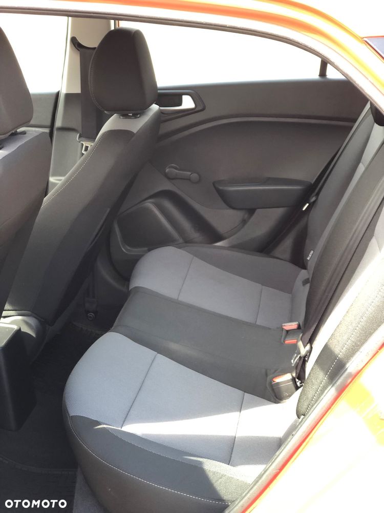 Hyundai i20 1.2 GO - 19