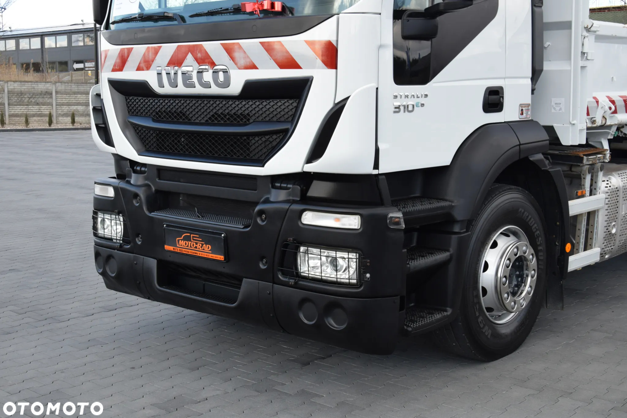 Iveco STRALIS 310 / 4x2 / EURO 6 / WYWROTKA / HYDROBURTA / AUTOMAT / HAK / 2015 / NISKI PRZEBIEG / SPROWADZONY - 9