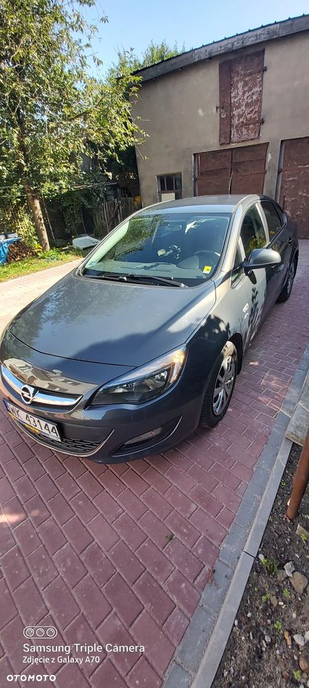 Opel Astra 1.6 Active - 1