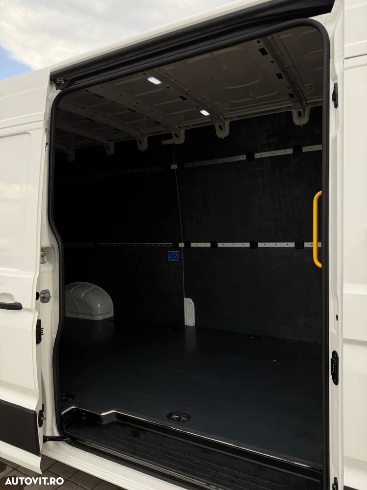 Volkswagen Crafter - 9