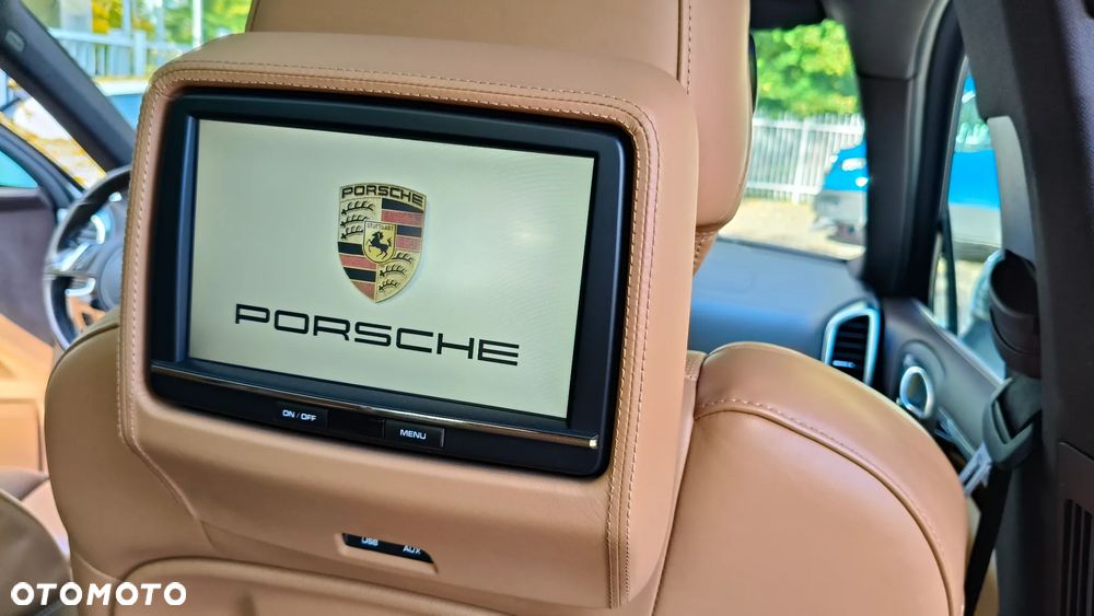 Porsche Cayenne Diesel Platinum Edition - 22