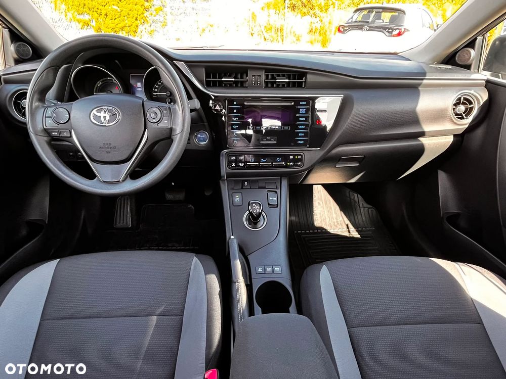 Toyota Auris - 3