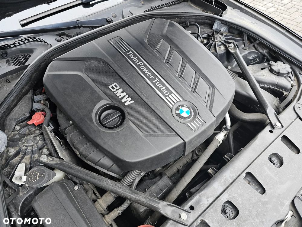 BMW Seria 5 520d Luxury Line - 8