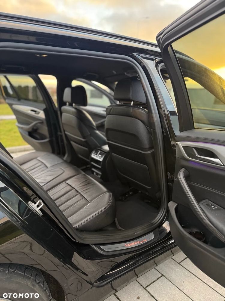 BMW Seria 5 530d Luxury Line - 22