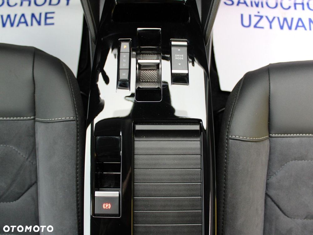 Citroën C4X 1.2 PureTech Max S&S EAT8 - 27