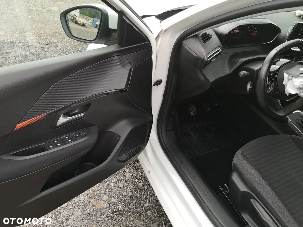 Peugeot 208 BlueHDi 100 Active - 26