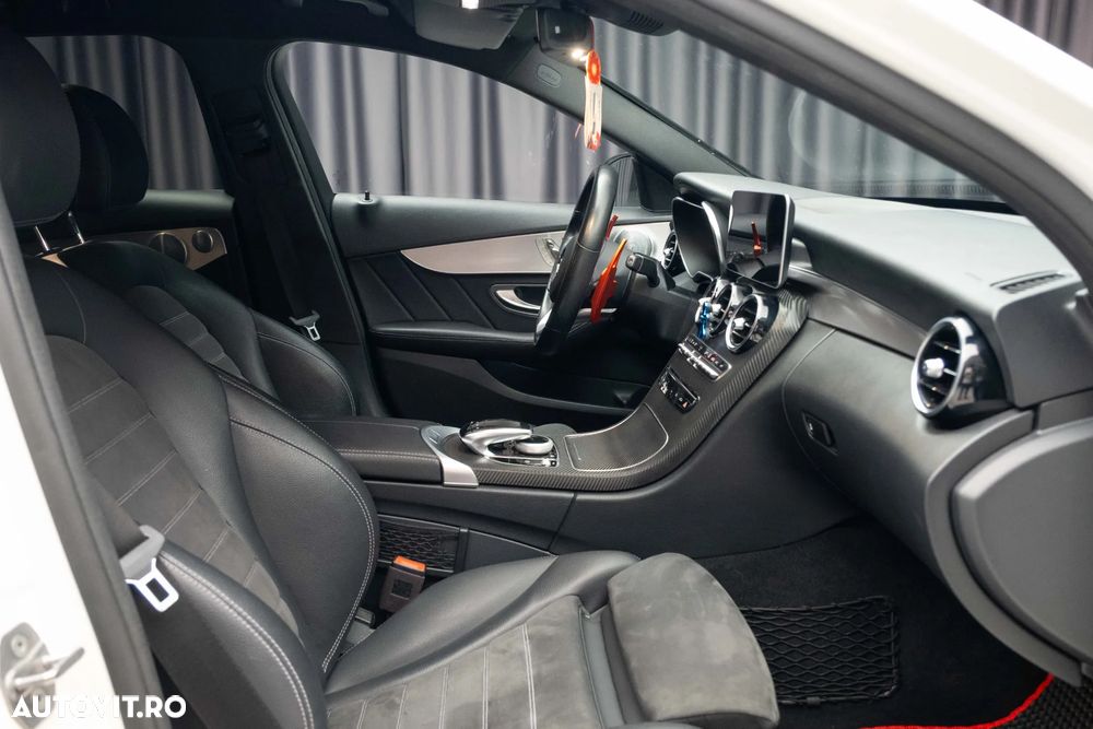 Mercedes-Benz C 300 d 4Matic 9G-TRONIC AMG Line - 20