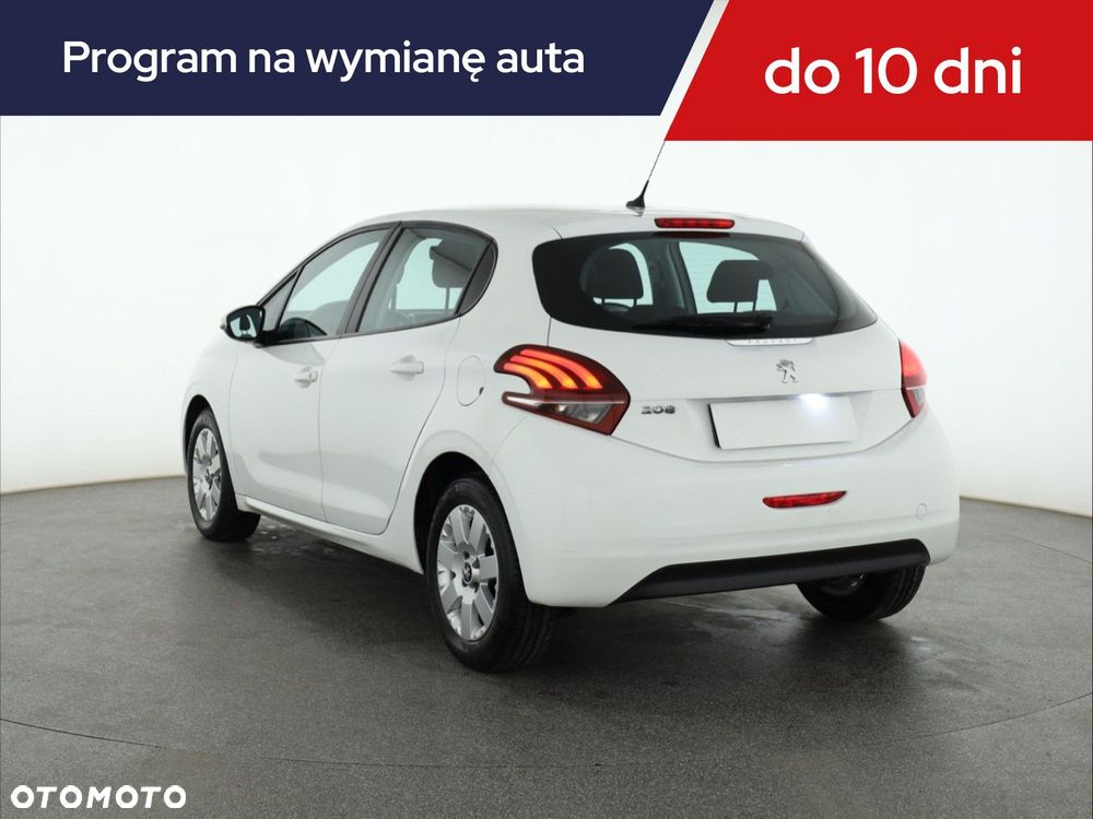 Peugeot 208 2017 photo 5